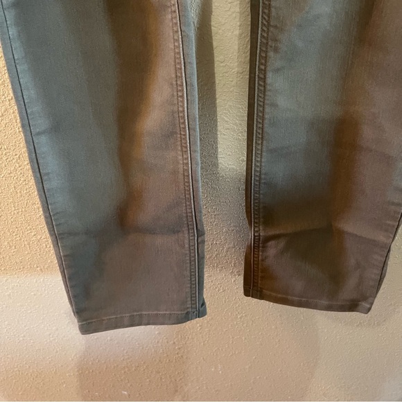 Liz Claiborne Gray/Tan Casual Pants size 14 mid rise - Picture 4 of 9